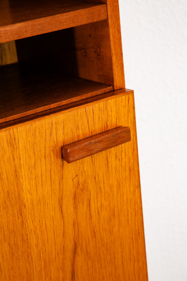 Mid Century Danish Modern Cabinet Wall Unit Hutch Compact Teak Shelving Down Mcm - Image 9
