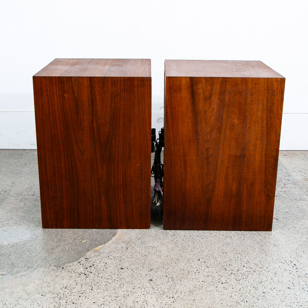 Mid Century Modern Speakers XAM E.J Korvette Oiled Walnut 20x15x14 3 Way Speaker Hifi Audiophile - Image 4