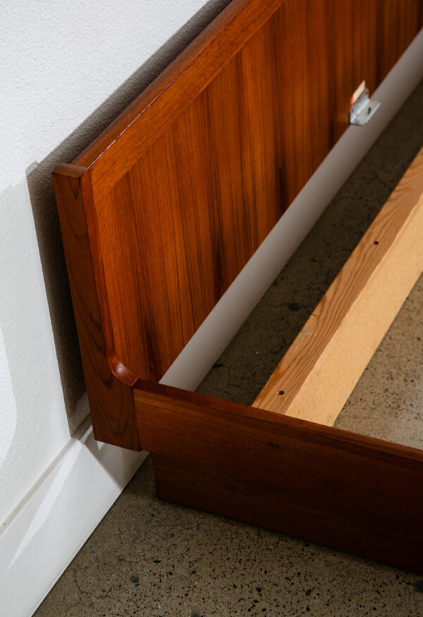 Mid Century Danish Modern Headboard Bed Frame Teak Floating King Size Dyrlund - Image 11