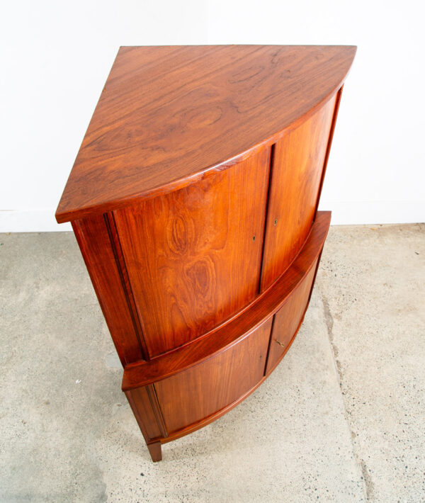 Mid Century Danish Modern Corner Cabinet Unit Teak Round Front 2 Tier Locking - Image 3