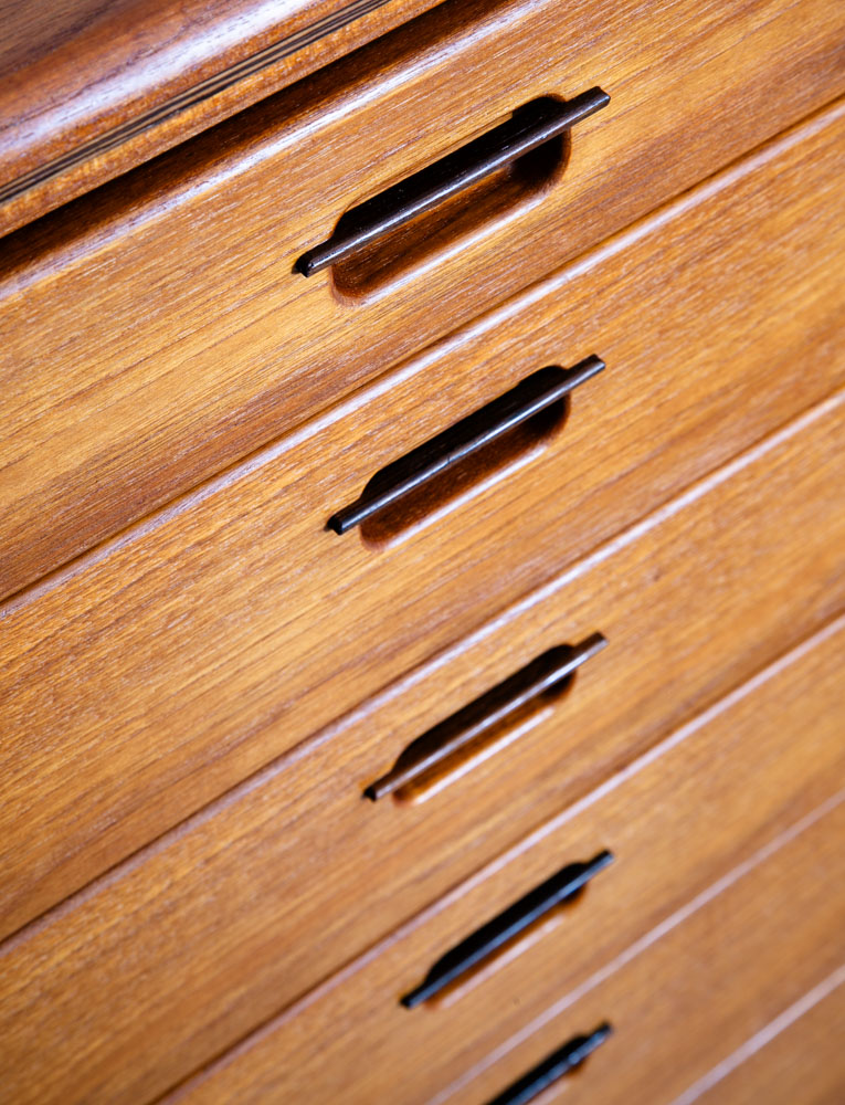 Mid Century Danish Modern Gentlemans Chest Dresser 7 Drawer Teak Shelf Denmark - Image 7