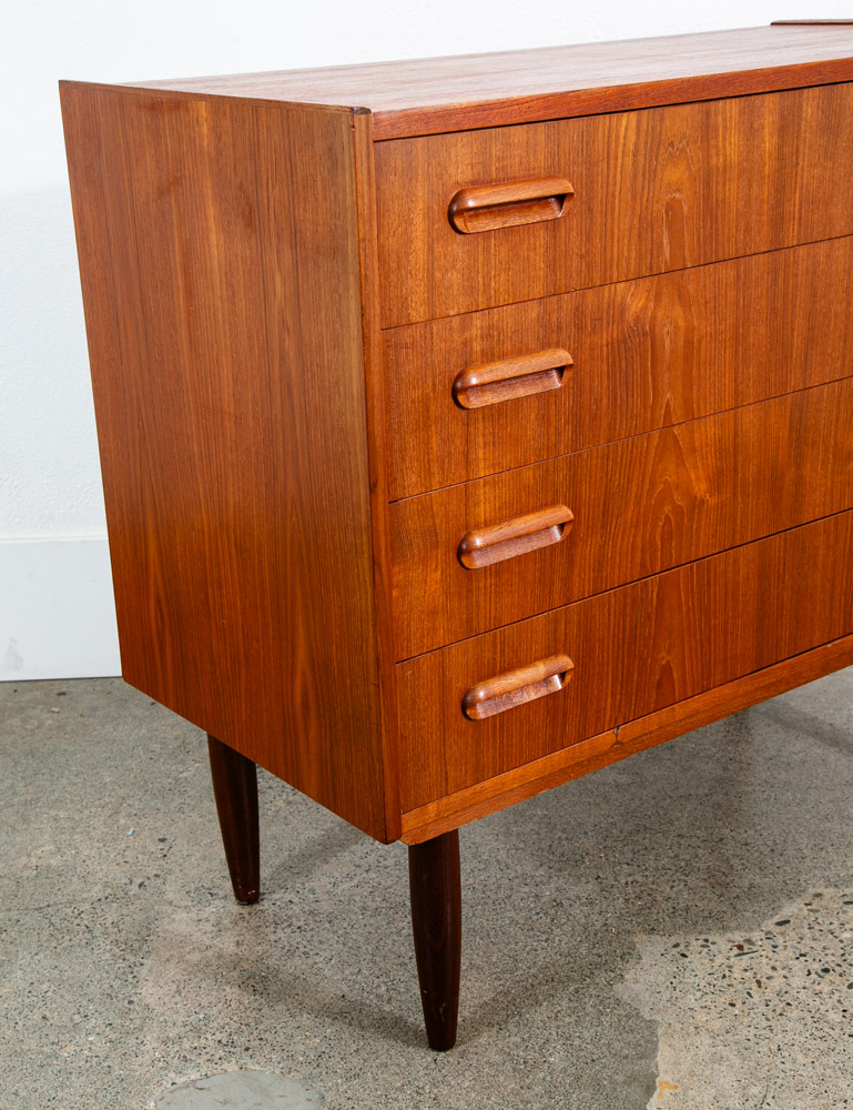 Mid Century Danish Modern Chest Drawers Dresser 4 drawer Teak Wood Denmark Mcm - Image 11
