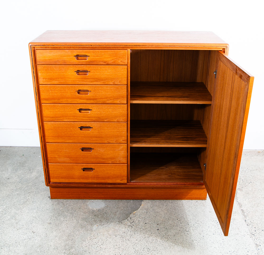 Mid Century Danish Modern Gentlemans Chest Dresser 7 Drawer Teak Shelf Denmark - Image 11