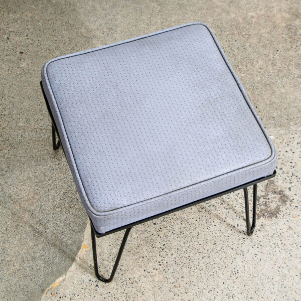 Mid Century Modern Footstool Ottoman Hairpin Legs Black Metal Square Vintage - Image 5