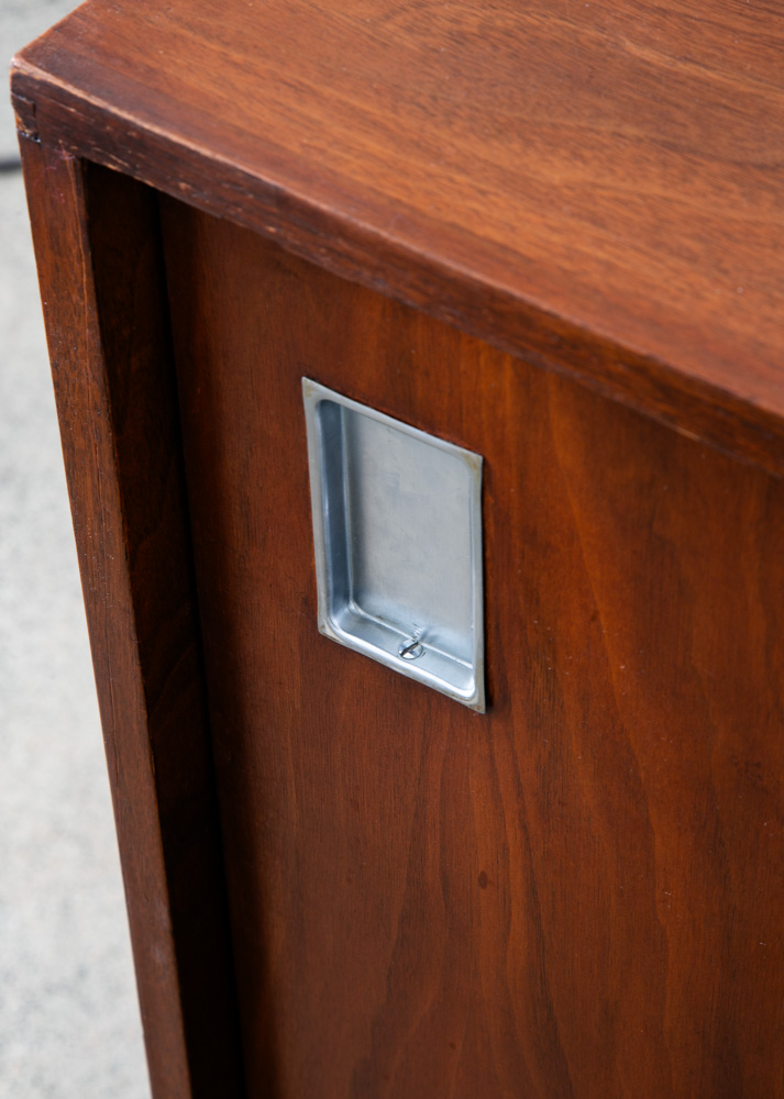 Mid Century Modern Credenza Cabinet Walnut Sliding Doors Storage Media Wood Mcm - Image 11