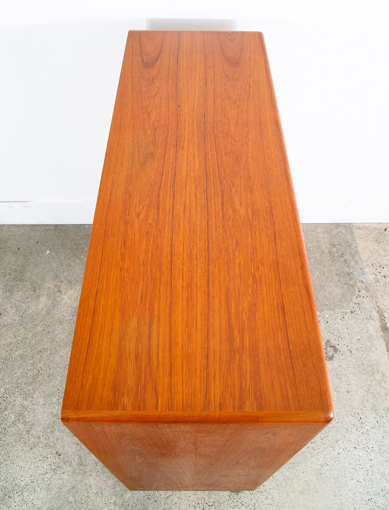 Mid Century Danish Modern Gentlemans Chest Dresser 7 Drawer Teak Shelf Denmark - Image 6