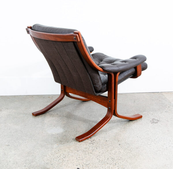 Mid Century Danish Modern Lounge Chair Brown Leather Bentwood Tufted Armchair - Image 2