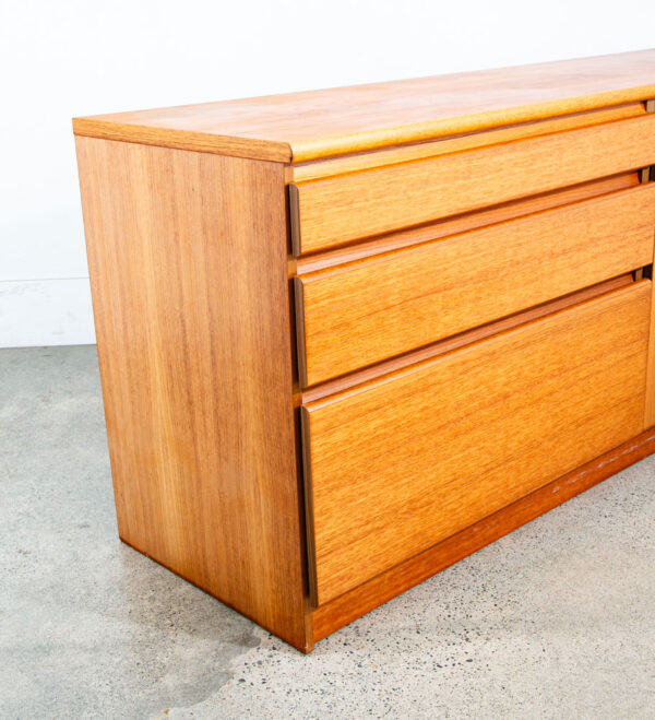 Mid Century Modern Credenza Server Buffet Teak Drawers Doors Denmark Vintage Mcm - Image 7