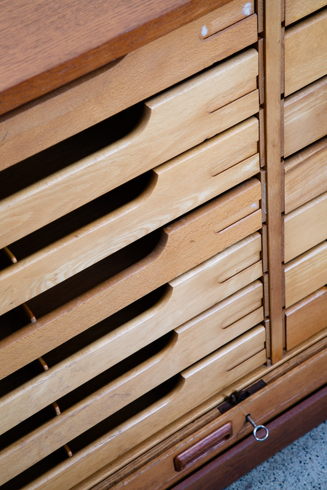 Mid Century Modern Cabinet Roll Up Tambour Door Wood 14 Drawers Storage Oak Vamo - Image 10