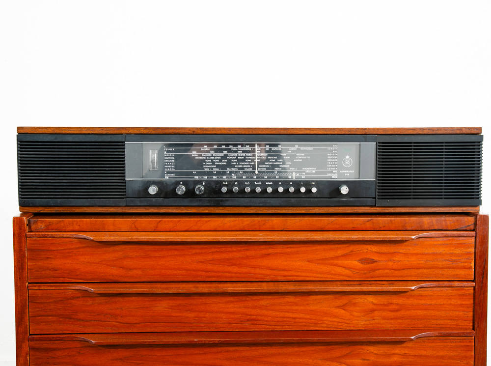 Mid Century Modern Tuner Rosewood Bang Olufsen Beomaster 900 Table Radio Stereo - Image 2