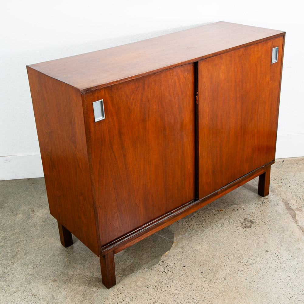 Mid Century Modern Credenza Cabinet Walnut Sliding Doors Storage Media Wood Mcm