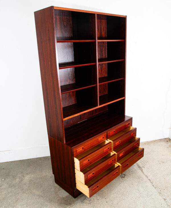 Mid Century Danish Modern Credenza Bookshelf Cabinet 8 Drawer Rosewood Hundevad - Image 4