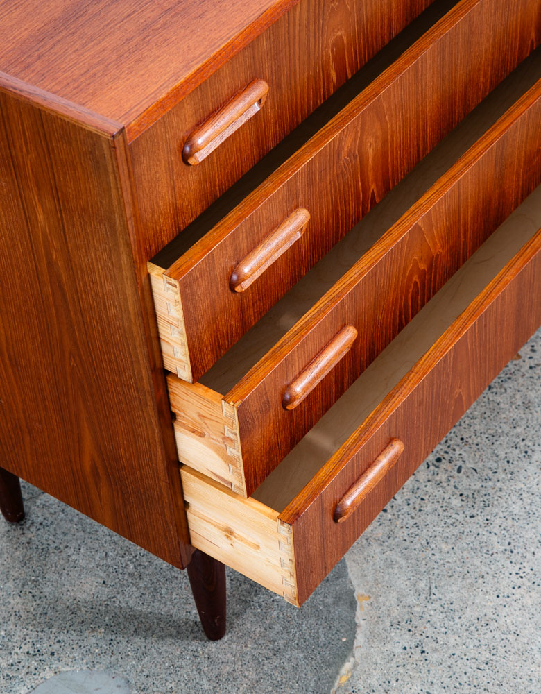 Mid Century Danish Modern Chest Drawers Dresser 4 drawer Teak Wood Denmark Mcm - Image 9