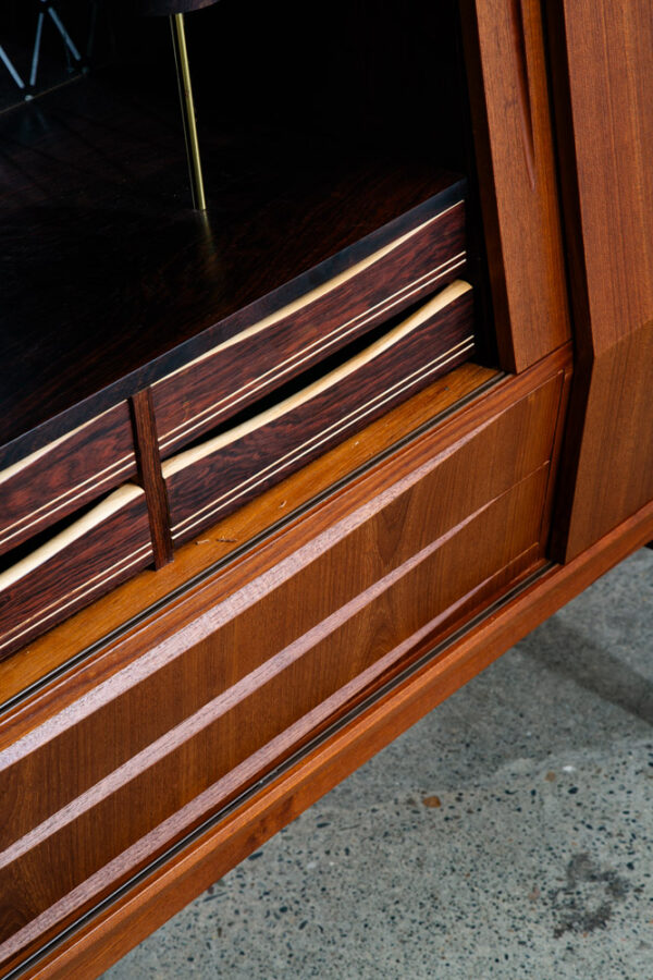 Mid Century Danish Modern Credenza Highboard Teak Sliding Doors Bar Mobler Mcm - Image 9