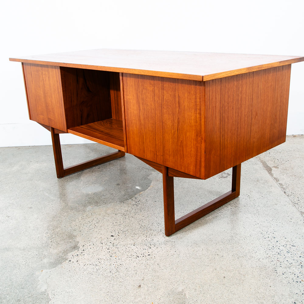 Mid Century Danish Modern Desk Teak Wood Executive Sled Mcm 6 Drawer Book Shelf - Image 5