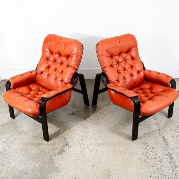 Mid Century Modern Lounge Chairs Leather Orange Cognac Tufted Pair Set Arm Two - Image 8