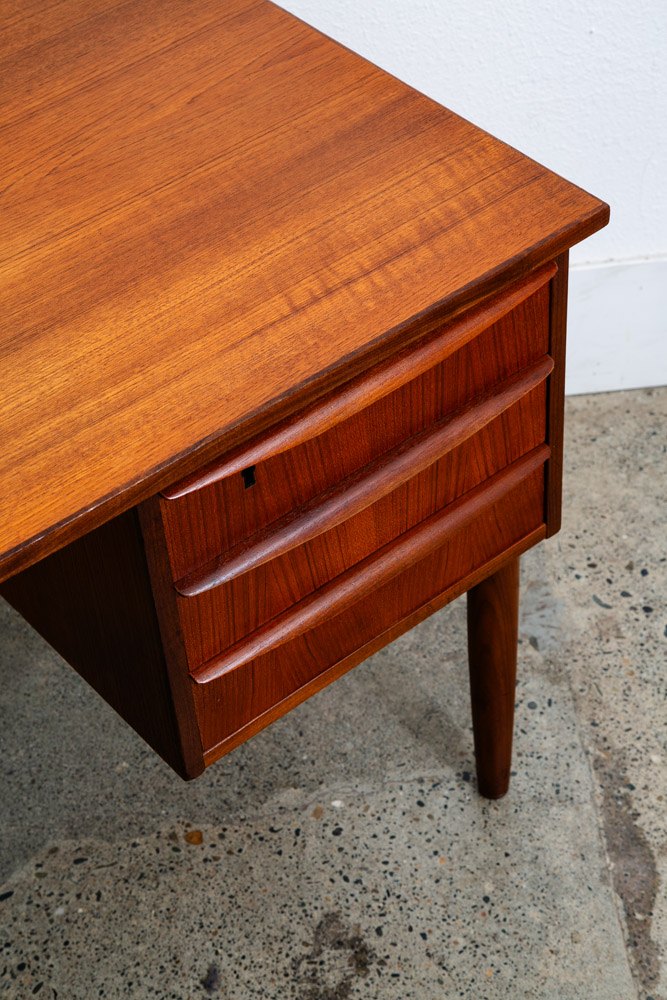 Mid Century Danish Modern Desk Executive Teak 6 Drawer Bookshelf Floating Shelf - Image 11