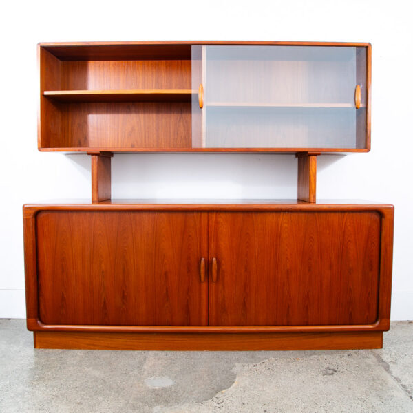 Mid Century Danish Modern Credenza Dyrlund 2 Tier Glass Teak Sideboard Display - Image 4