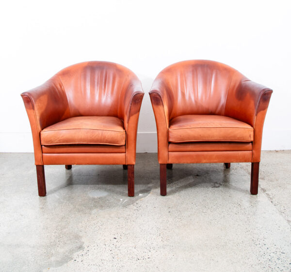 Mid Century Modern Lounge Chairs Worn Leather Brown Cognac Tan Pair Set Arms Mcm - Image 2