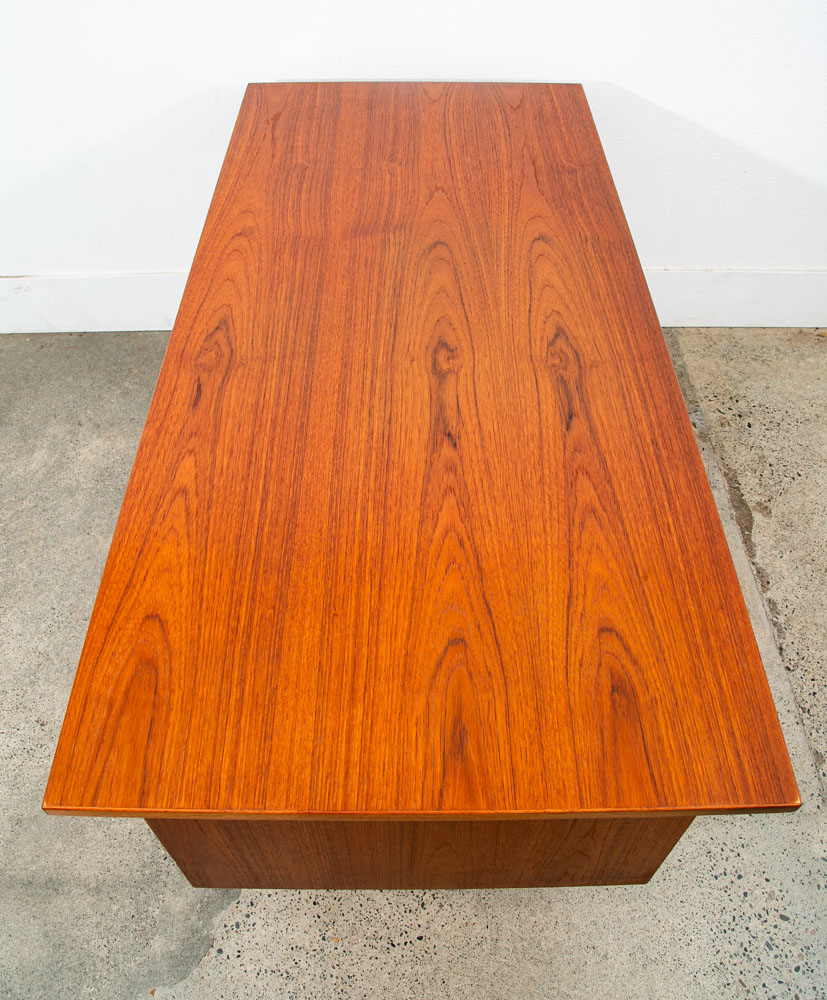 Mid Century Danish Modern Desk Teak Wood Executive Sled Mcm 6 Drawer Book Shelf - Image 3