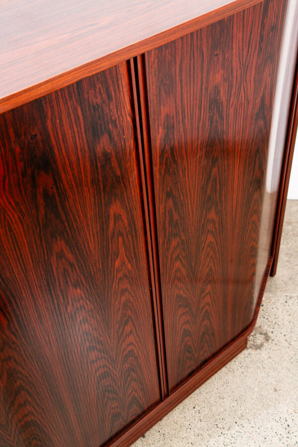Mid Century Danish Modern Credenza Sideboard Rosewood Tambour Door Drawers Mcm - Image 7