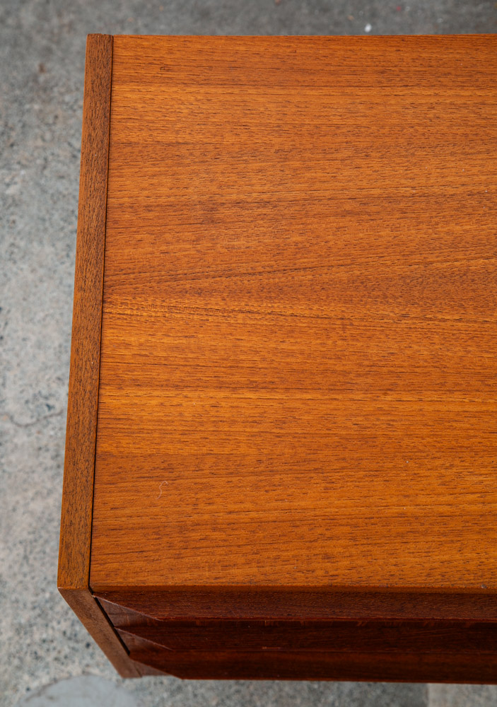 Mid Century Danish Modern Chest Drawers Table 3 Drawer Teak Denmark Side End Mcm - Image 9