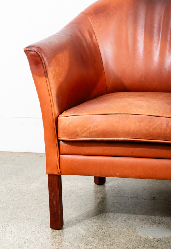 Mid Century Modern Lounge Chairs Worn Leather Brown Cognac Tan Pair Set Arms Mcm - Image 10