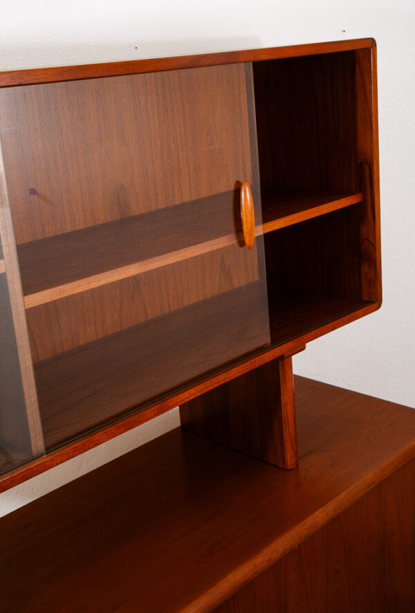 Mid Century Danish Modern Credenza Dyrlund 2 Tier Glass Teak Sideboard Display - Image 12