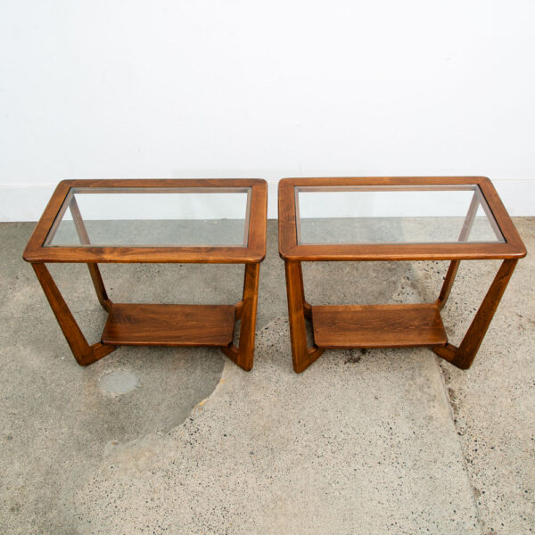 Mid Century  Modern End Tables Oak Glass Side Nightstands Shelf Pair Mcm - Image 3