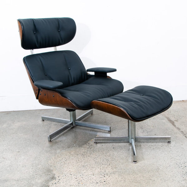 Mid Century Modern Lounge Chair Selig Plycraft Black Leather Swivel Walnut Metal