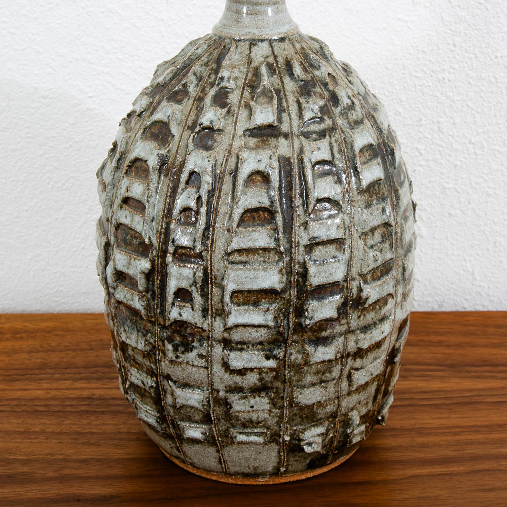 Mid Century Modern Table Lamp Textured Studio Pottery Ceramic Round Tan Mcm - Image 2