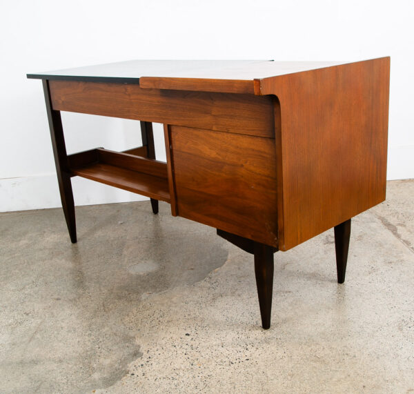 Mid Century Modern Desk Mainline Hooker Walnut Wood Drawers Secretary M Office - Image 4