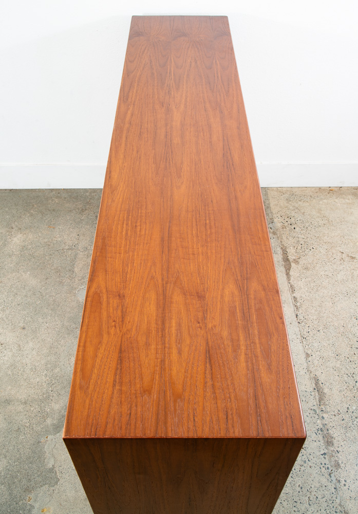 Mid Century Danish Modern Credenza Cabinet Teak Gunni Omann Jun Sideboard NM - Image 4