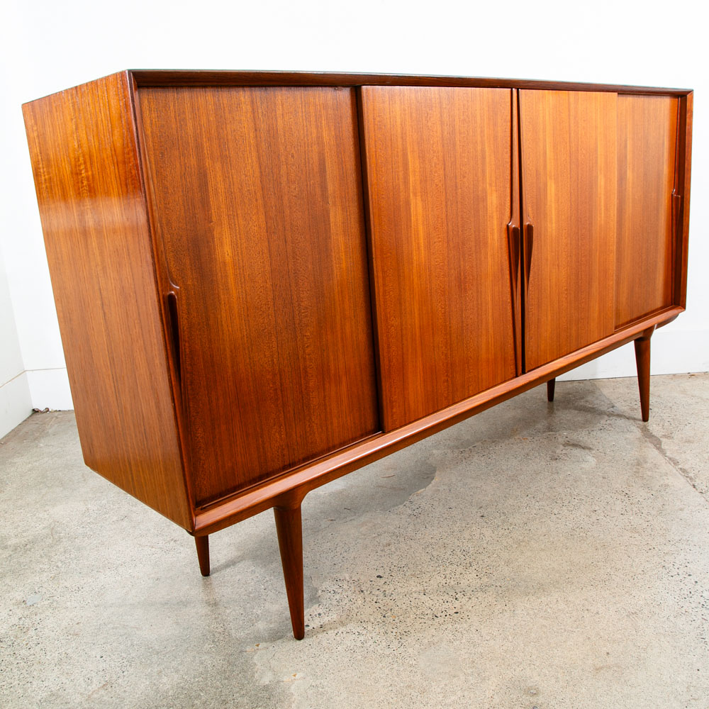Mid Century Danish Modern Credenza Cabinet Teak Gunni Omann Jun Sideboard NM - Image 2