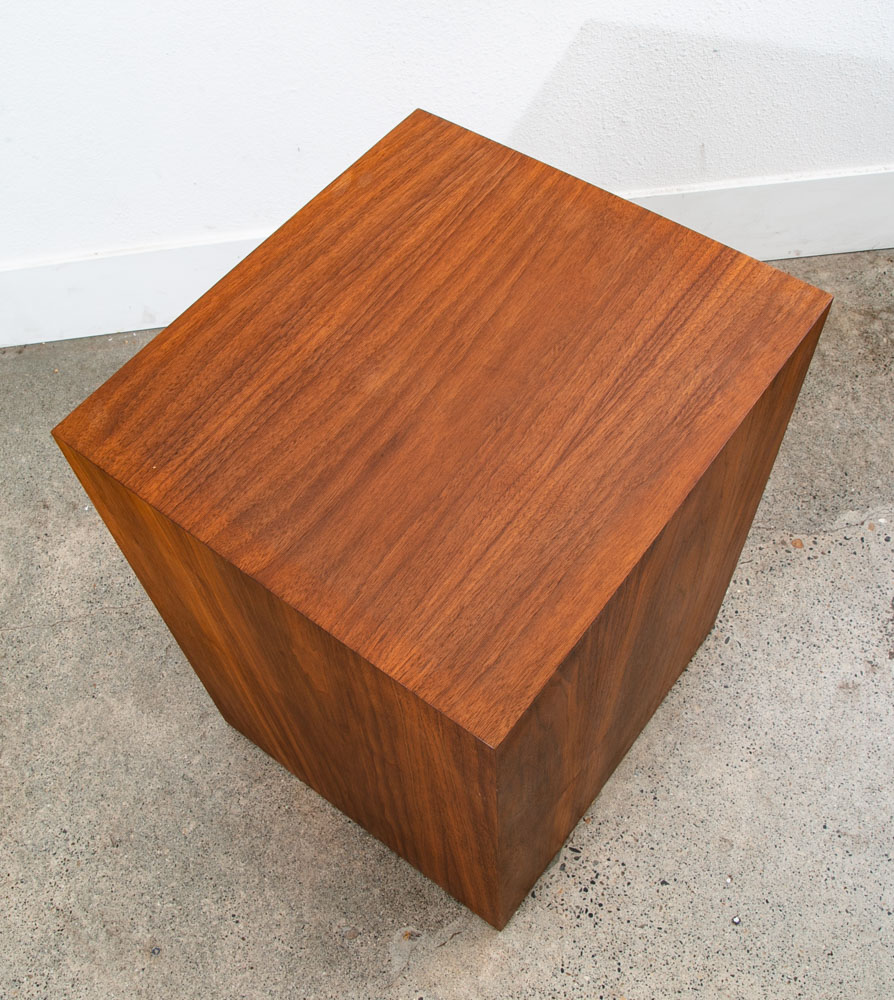 Mid Century Modern Pedestal Walnut Square Table Display Art Vintage Mcm Large - Image 3