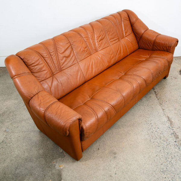 Mid Century Danish Modern Sofa Couch 3 Seater Caramel Cognac Leather Denmark Mcm