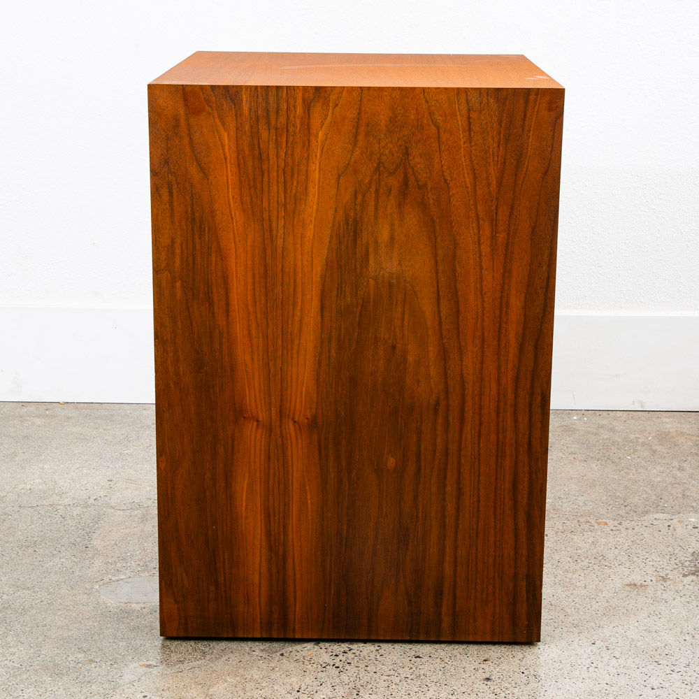Mid Century Modern Pedestal Walnut Square Table Display Art Vintage Mcm Large - Image 2