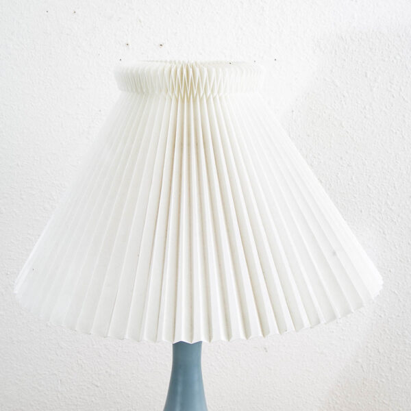 Mid Century Modern Table Lamp Blue Glass Brass Capped Studio Design Vintage Mcm - Image 4