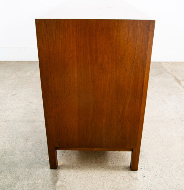 Mid Century Danish Modern Credenza Dresser Walnut 9 Drawer American Danish Brass - Image 4