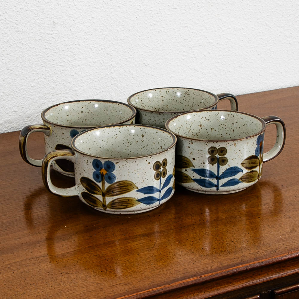 Mid Century Modern Coffee Cup Set of 4 Handle Mug Ceramic Studio with Floral Design - Image 3