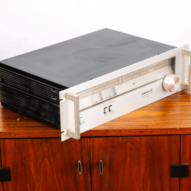 Vintage Mitsubishi Stereo Tuner DA-F600 Silver Rack Mount 70s Hifi AM / FM