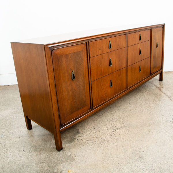 Mid Century Danish Modern Credenza Dresser Walnut 9 Drawer American Danish Brass