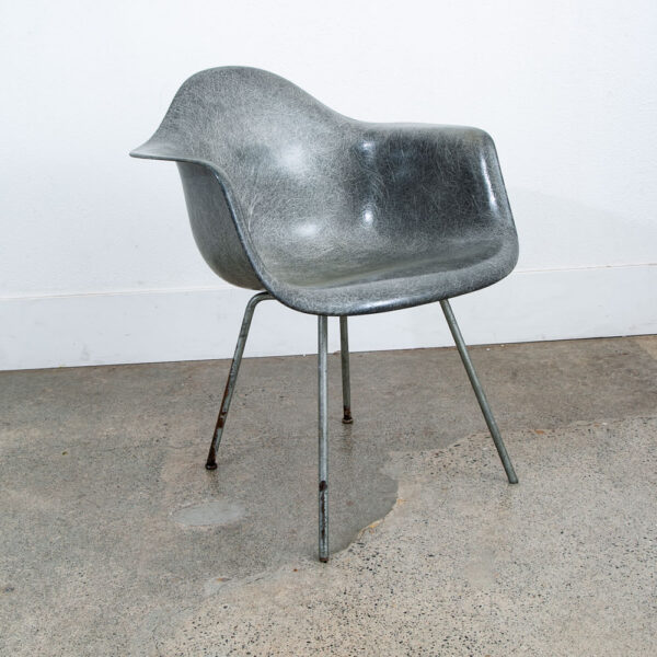 Mid Century Modern Arm Shell SAX Eames Herman Miller Elephant Grey Ropes Edge