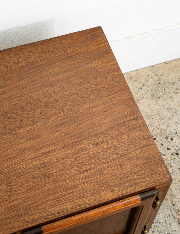 Mid Century Modern Compact Cabinet Record Storage Credenza Low 4 Doors Vintage - Image 8