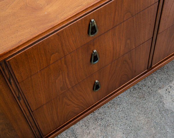 Mid Century Danish Modern Credenza Dresser Walnut 9 Drawer American Danish Brass - Image 11