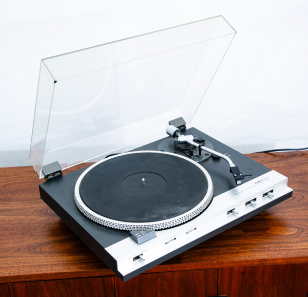 Mid Century Modern Record Player Mitsubishi DP-86DA Direct Drive Full Automatic - Image 9