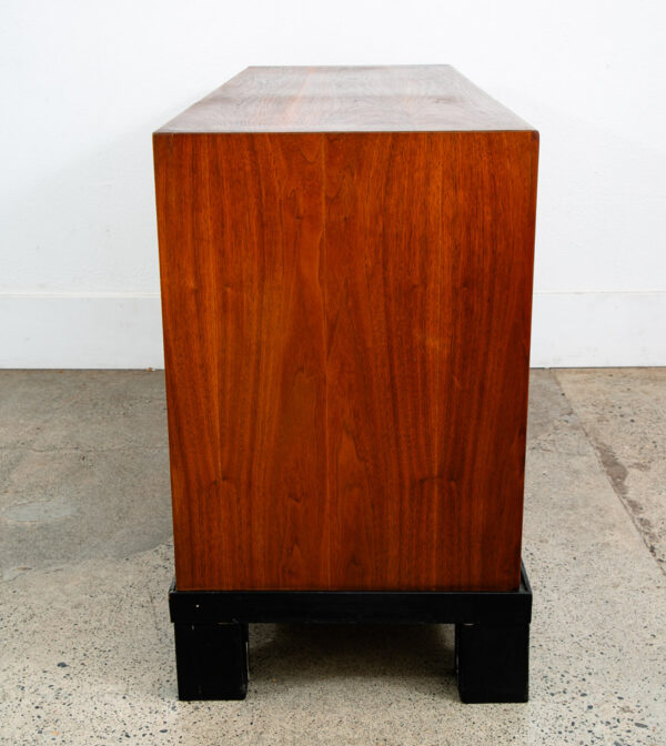 Mid Century Modern Credenza Cabinet Walnut Sliding Doors Storage Black Base Mcm - Image 4