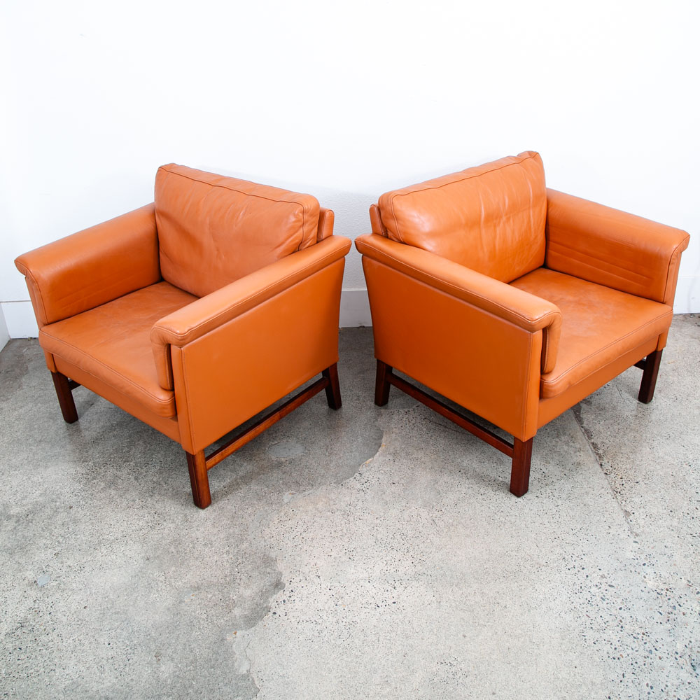 Mid Century Danish Modern Lounge Chair Set Cognac Armchairs Brown Tan Two Mcm - Image 2