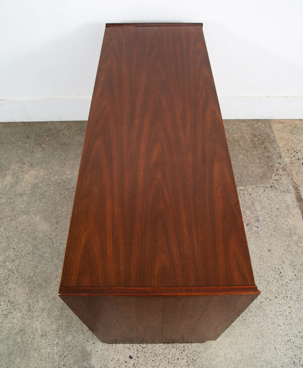 Mid Century Modern Dresser Walnut Founders Jack Cartwright 8 Drawer Vintage Mcm - Image 4