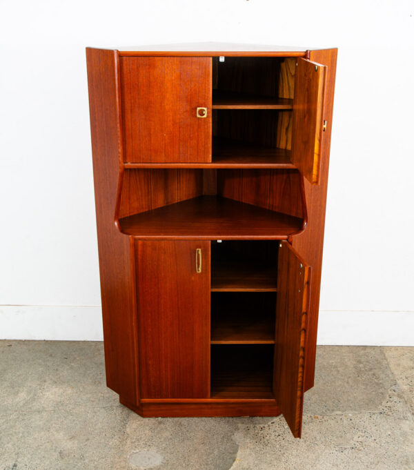 Mid Century Danish Modern Corner Cabinet Unit Teak Mcm Denmark Hutch Brass Mcm - Image 11